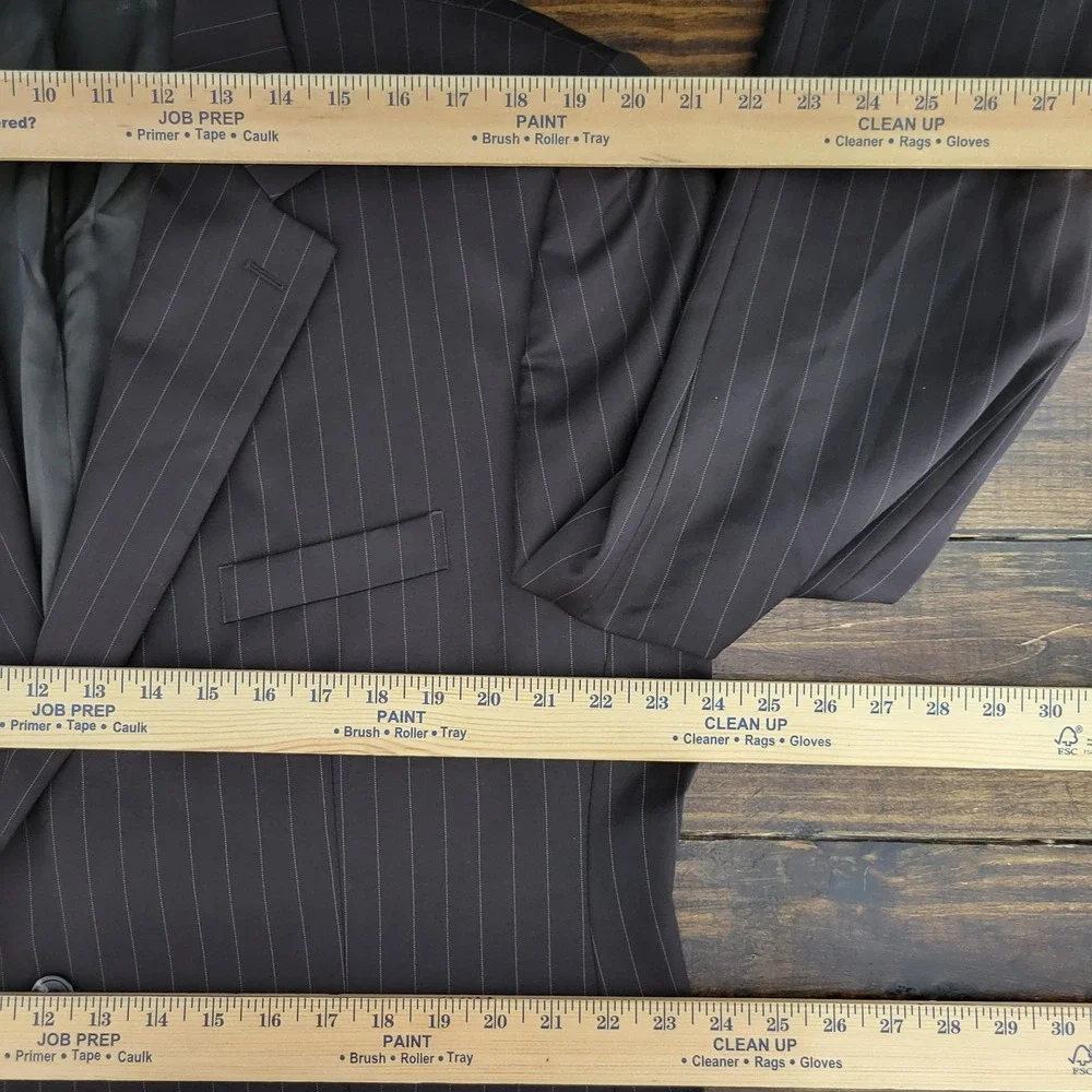 Chaps Men's Sport Coat Blazer Two Button Brown Pinstriped Wool Size‎ 46R